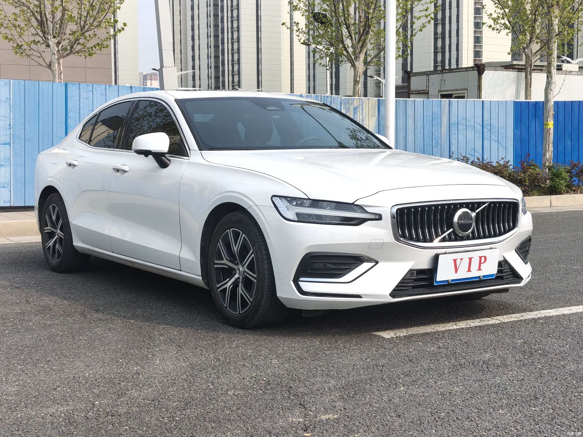 Volvo S60, 2023 3