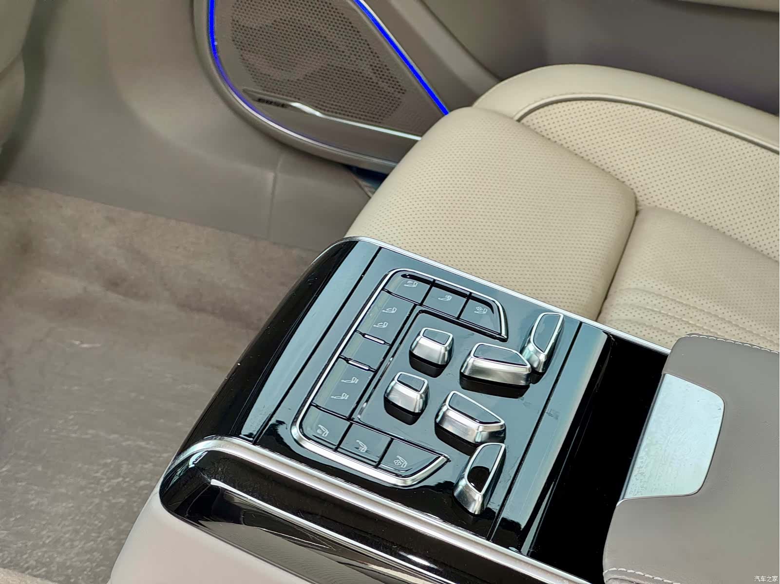 Hongqi H9, 2020 10