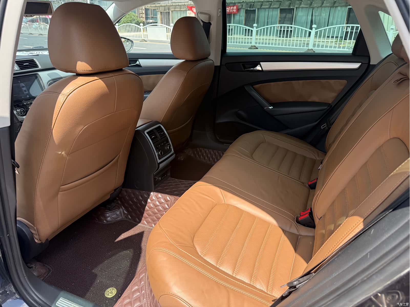 Volkswagen Passat, 2015 все фото