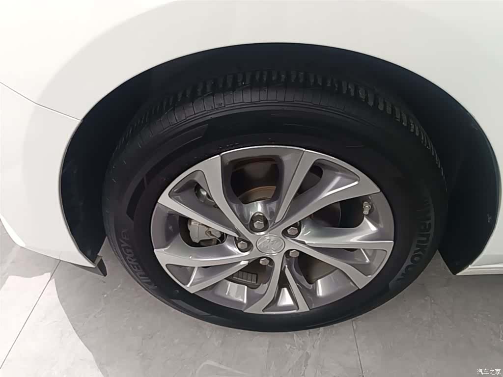 Buick Verano, 2024 23