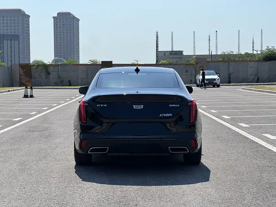 Cadillac CT4