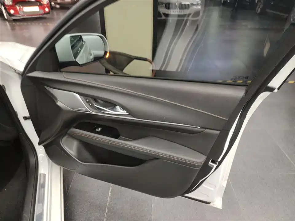 Cadillac CT4