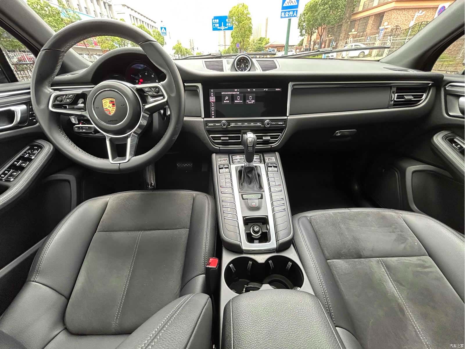 Porsche Macan, 2019 11