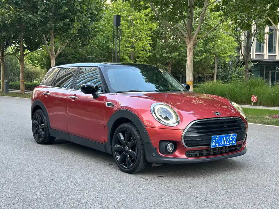 MINI CLUBMAN