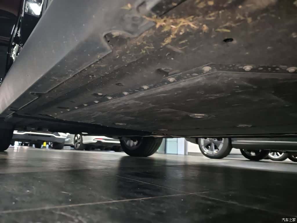 Leapmotor C16, 2025 21