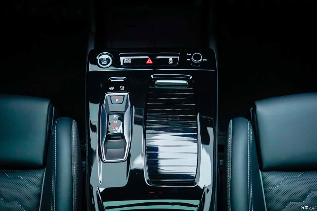 Audi e-tron, 2026 14