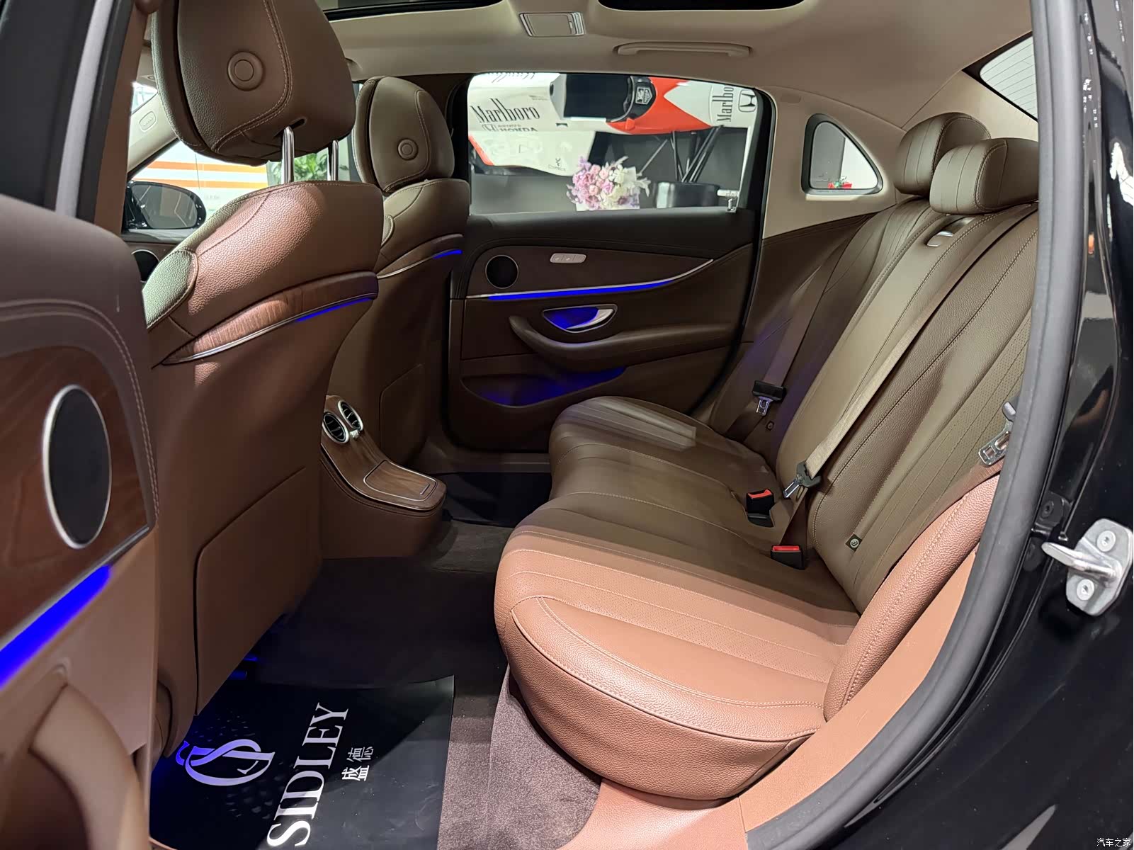 Mercedes-Benz E-Class, 2023 12