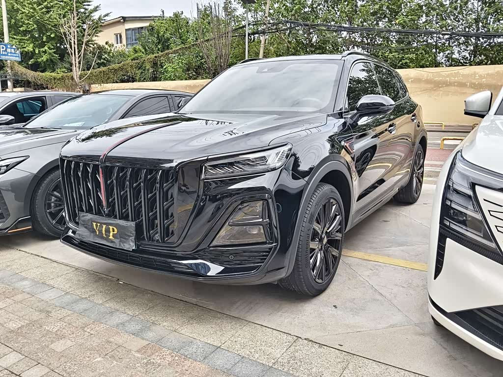 Hongqi HS5