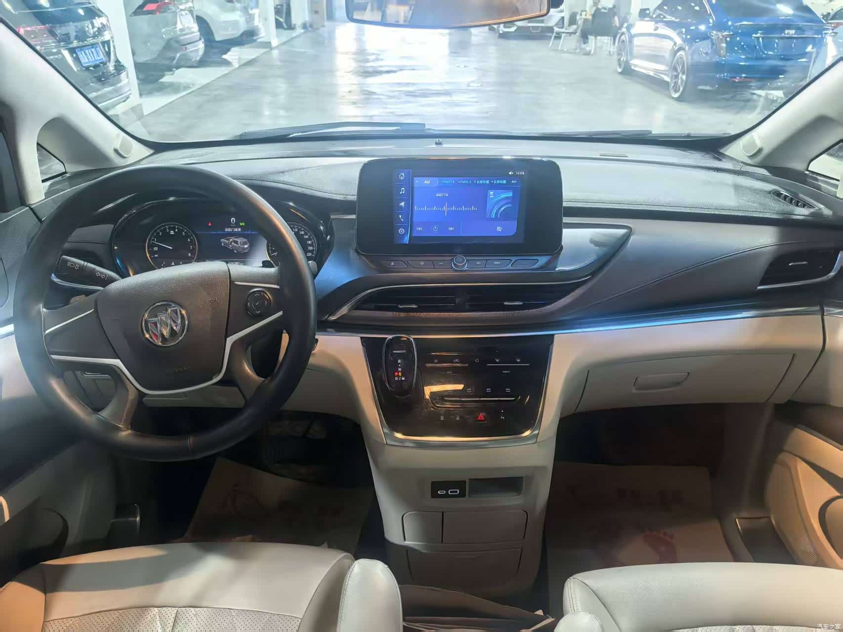 Buick GL8, 2023 4