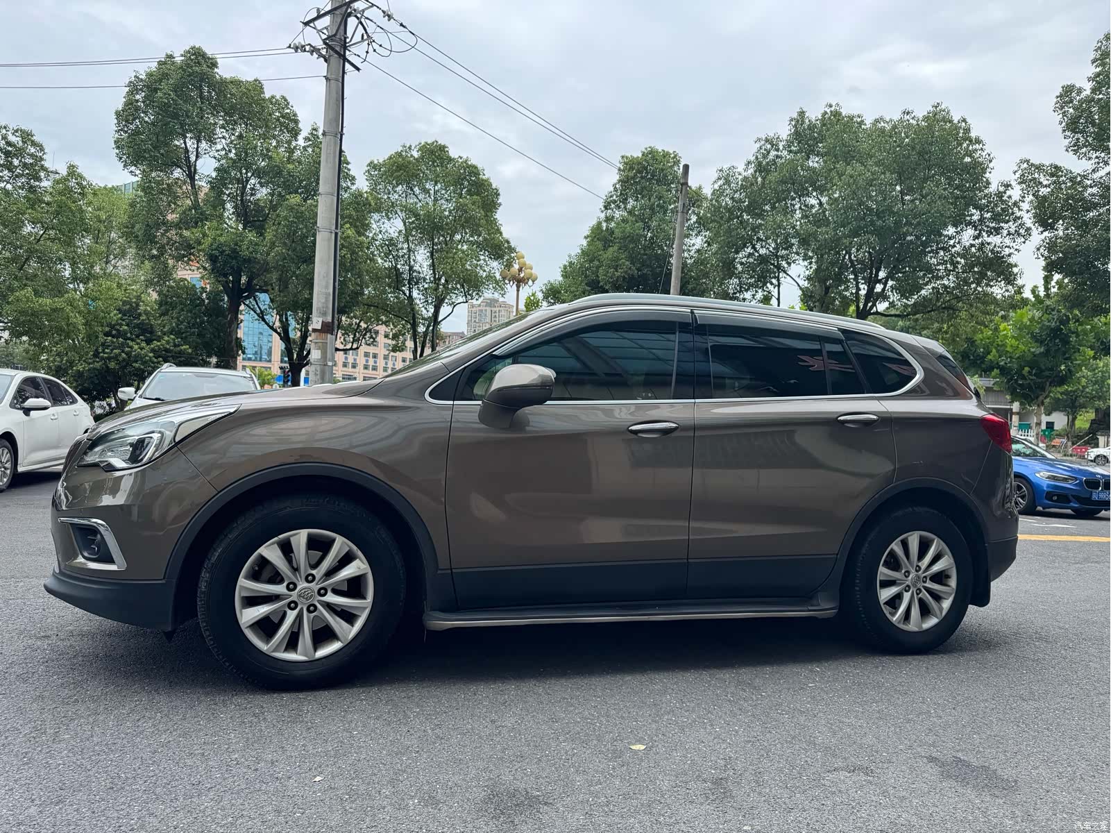 Buick Envision Plus, 2017 все фото