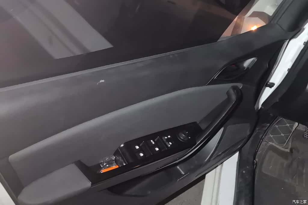 Wuling 310, 2019 7