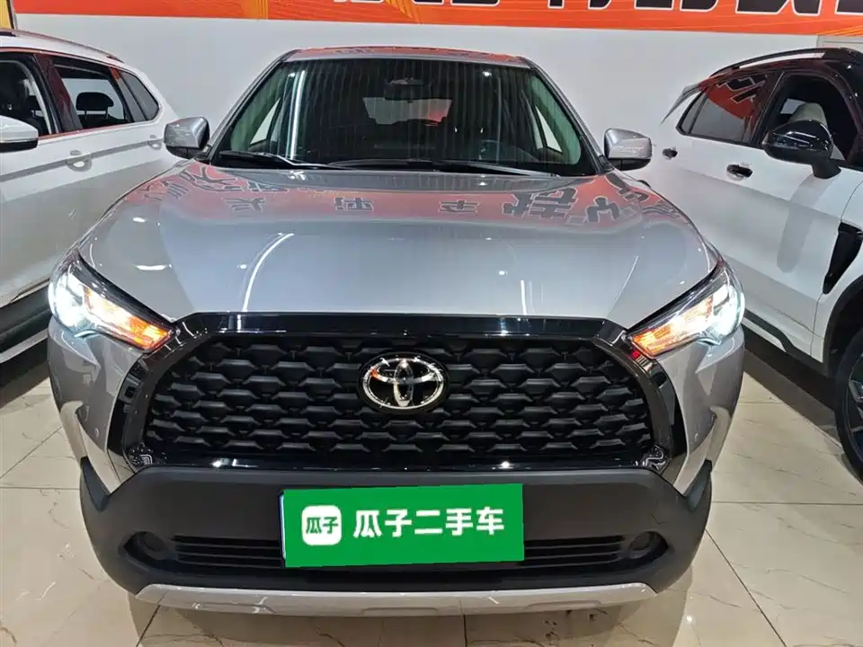 Toyota Corolla Sharp amplifier