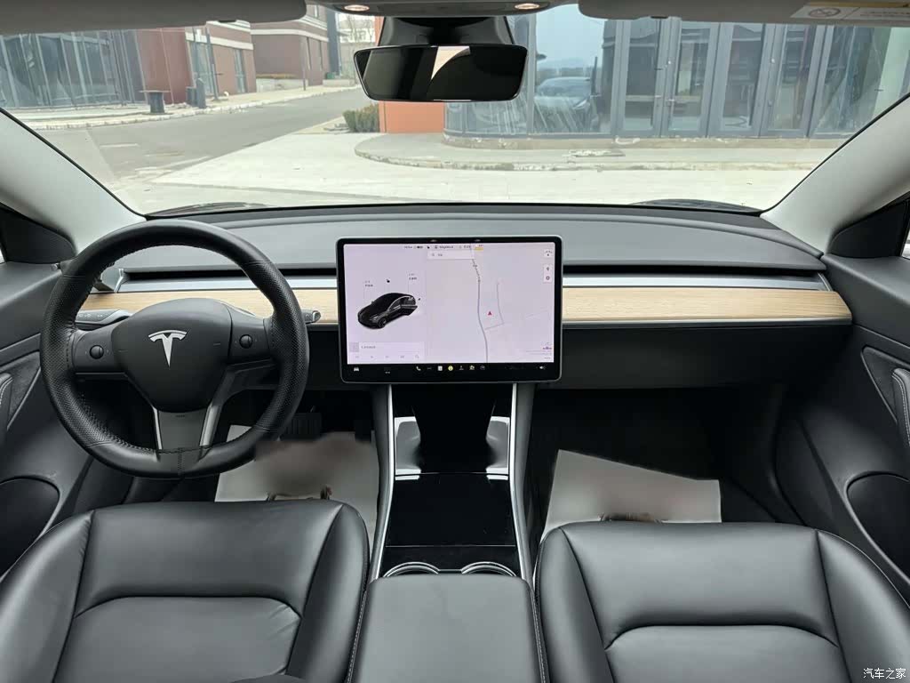 Tesla Model 3, 2020 16