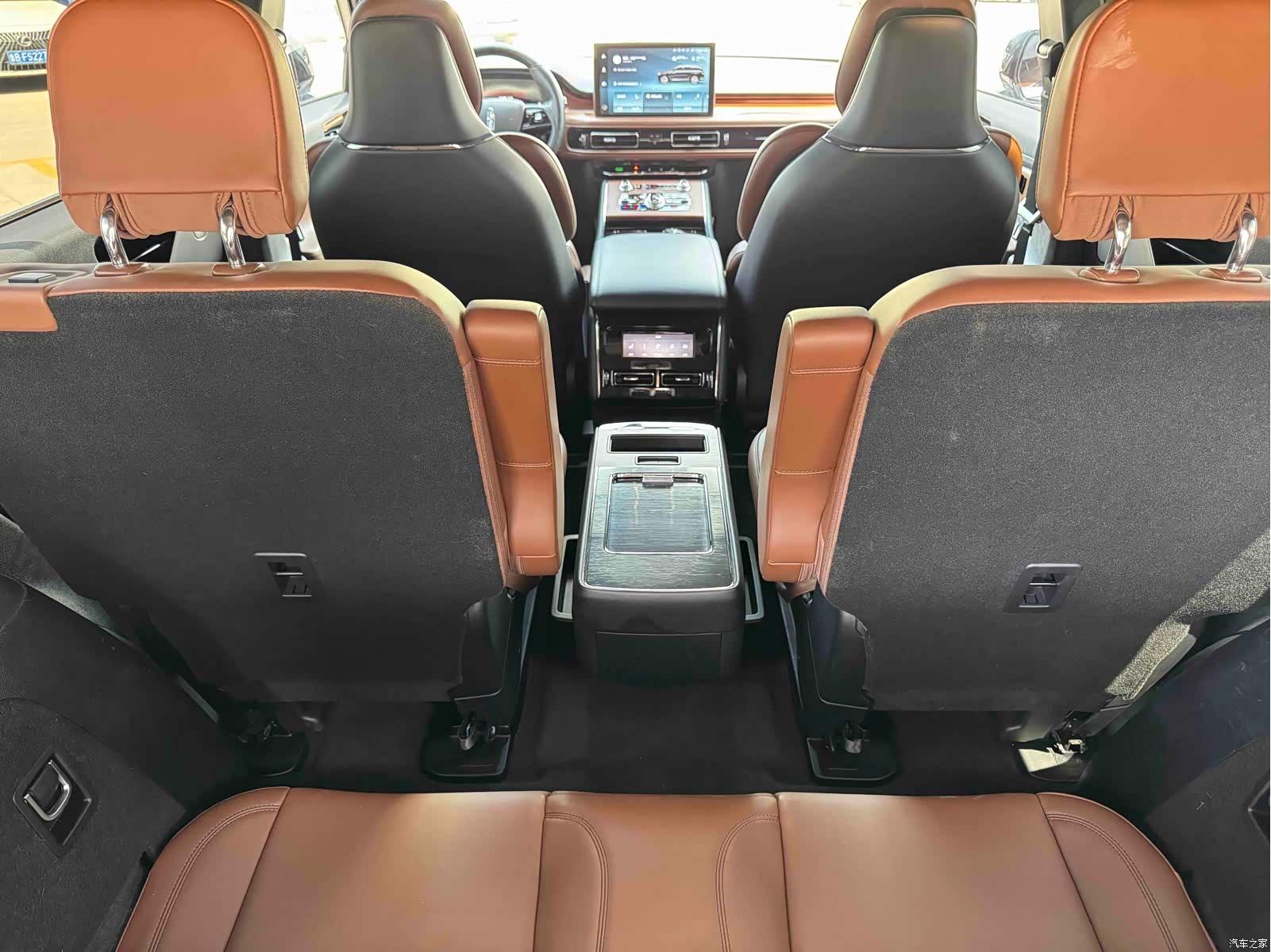 Lincoln Aviator, 2021 20