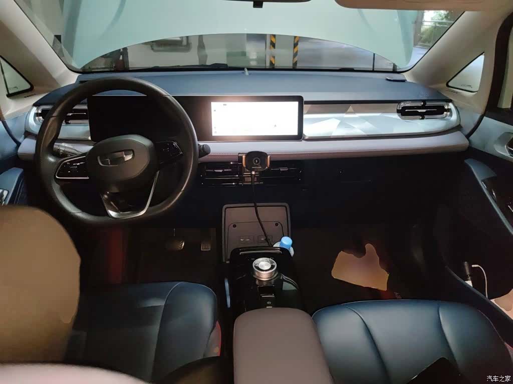 Geely E, 2022 6