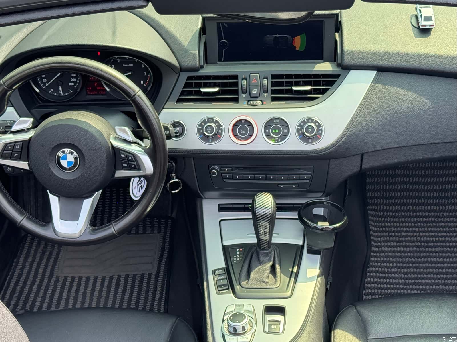 BMW Z4, 2010 7