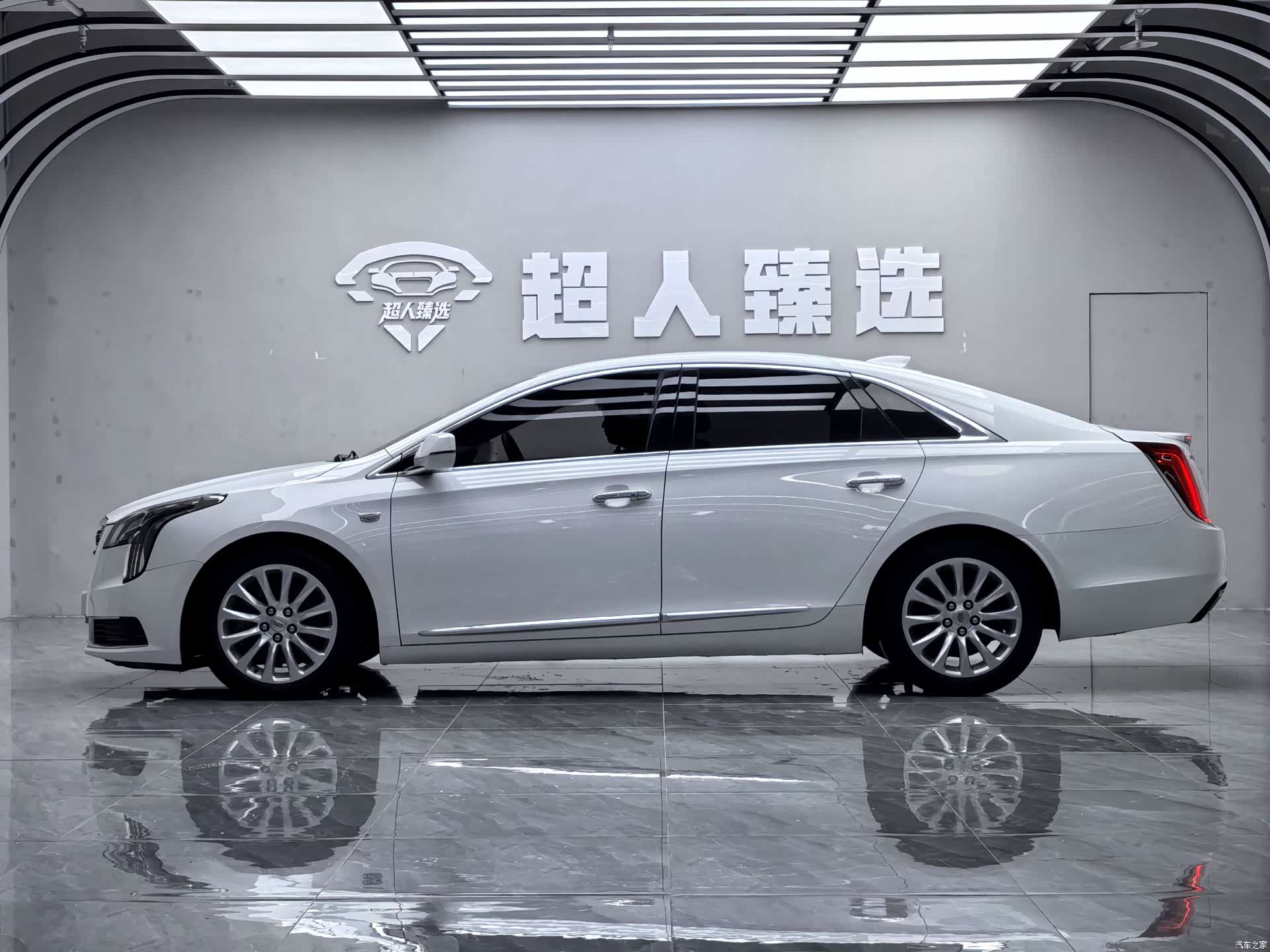 Cadillac XTS, 2019 13