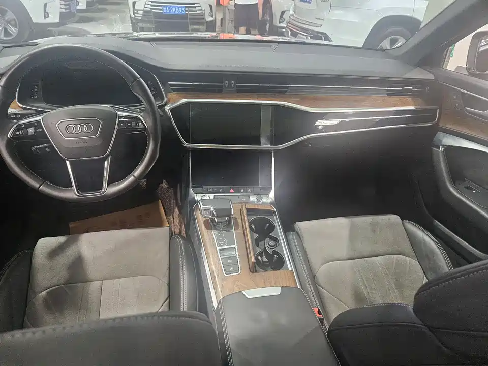 Audi A6L