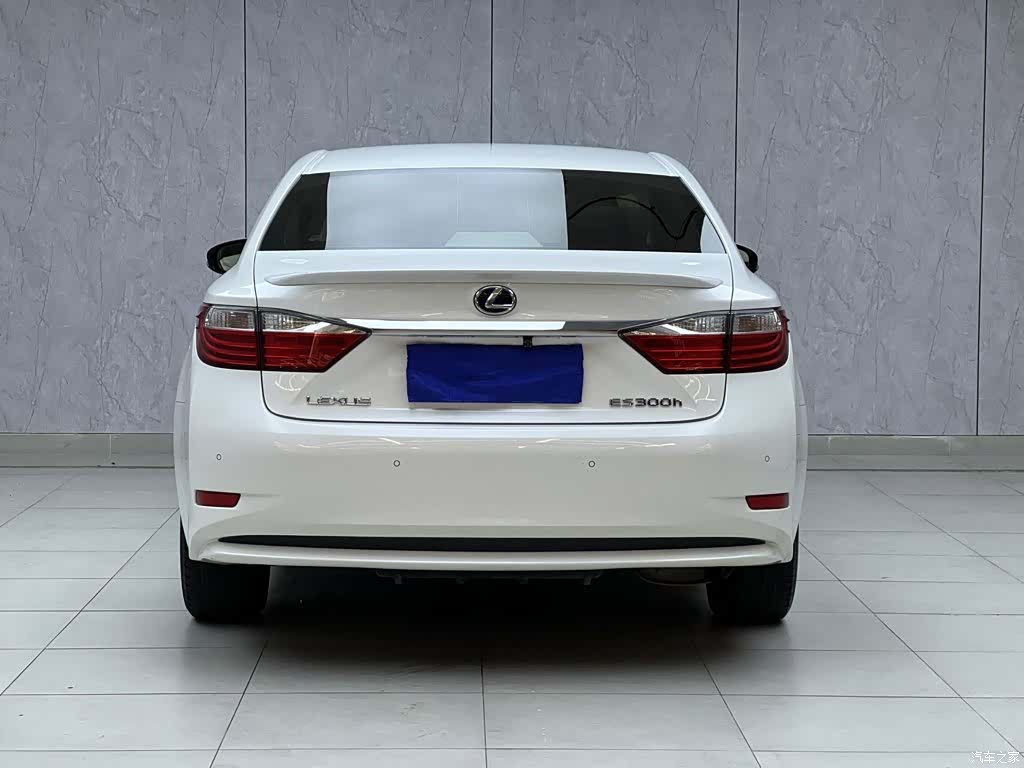 Lexus ES, 2014 10