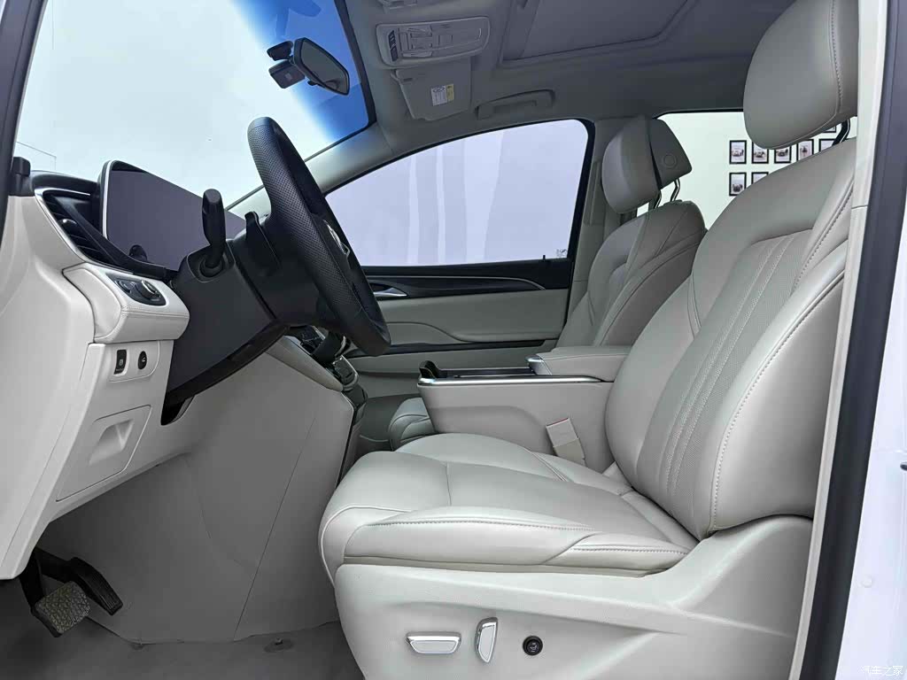 Buick GL8, 2023 15