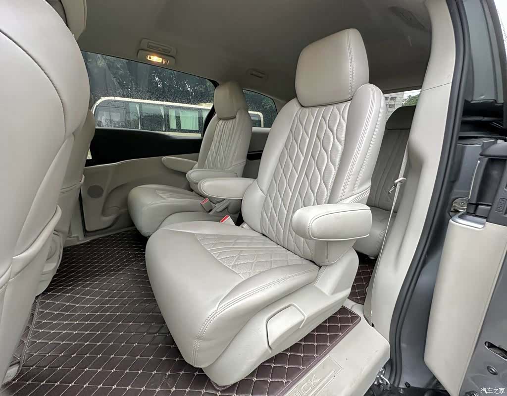 Buick GL8, 2020 все фото