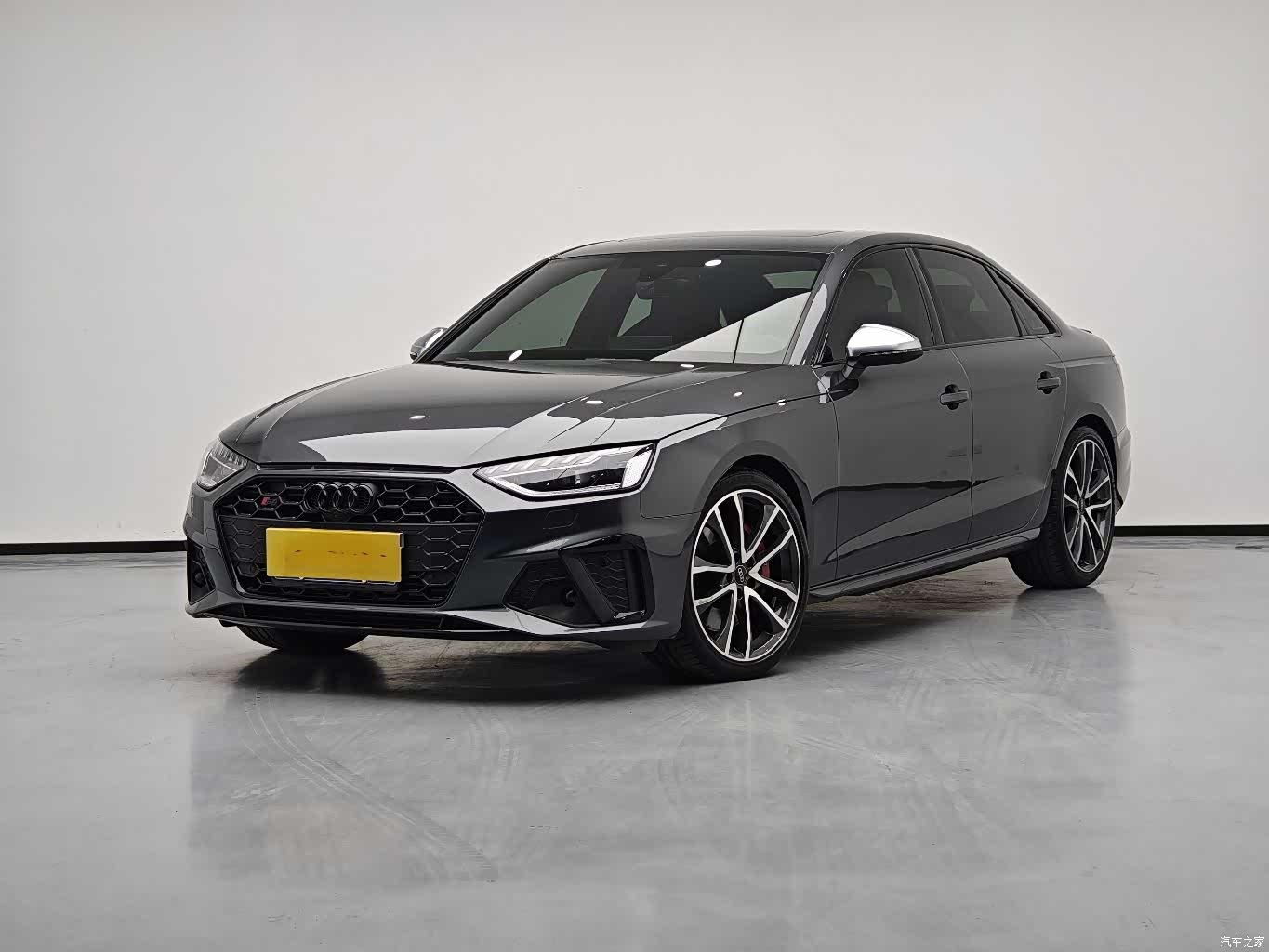 Audi S4, 2025 1