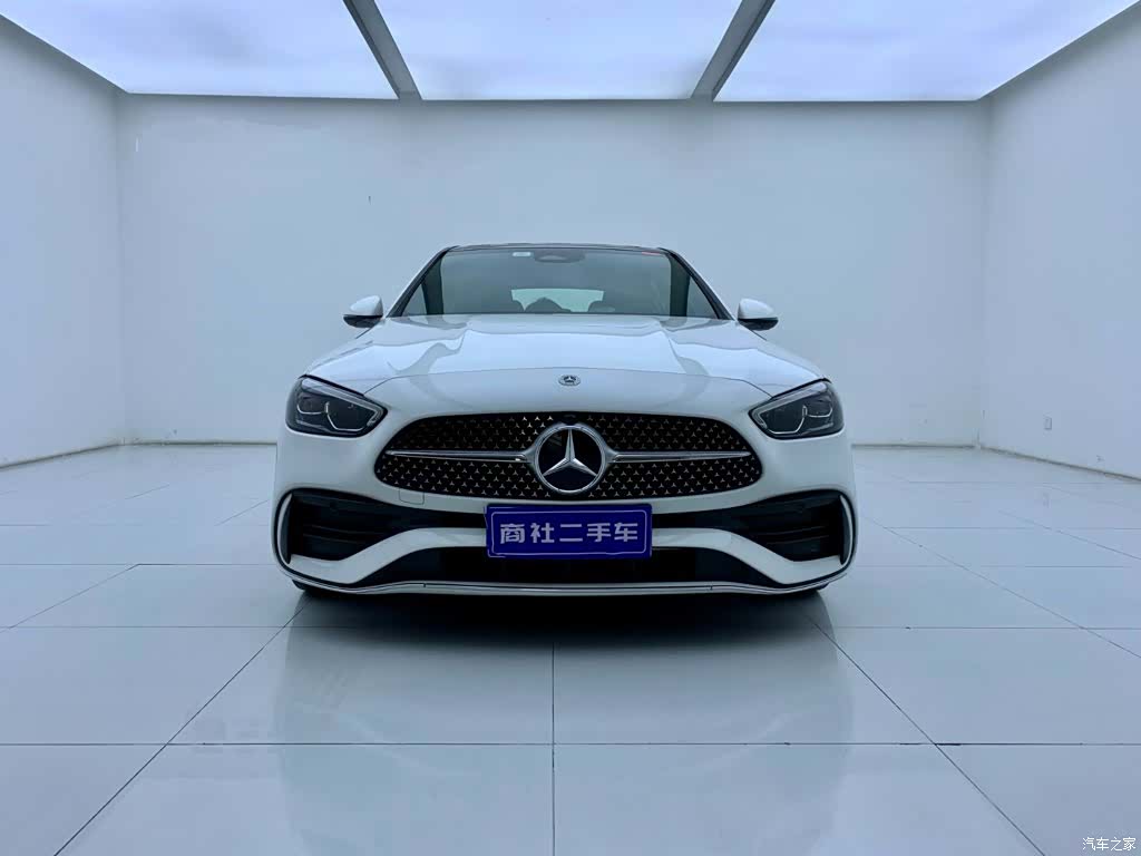 Mercedes-Benz C-Class, 2023 3