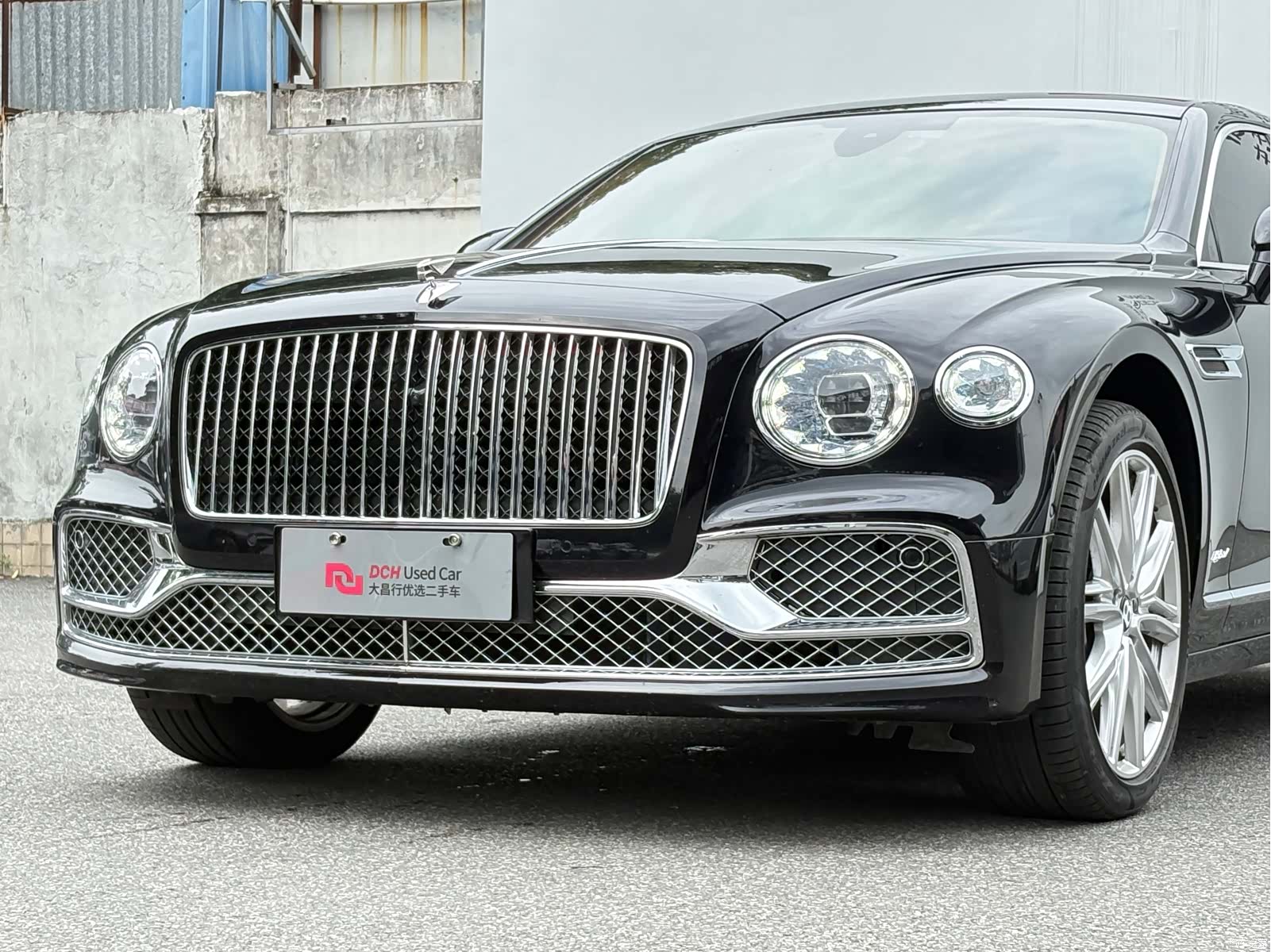Bentley Flying Spur, 2023 26