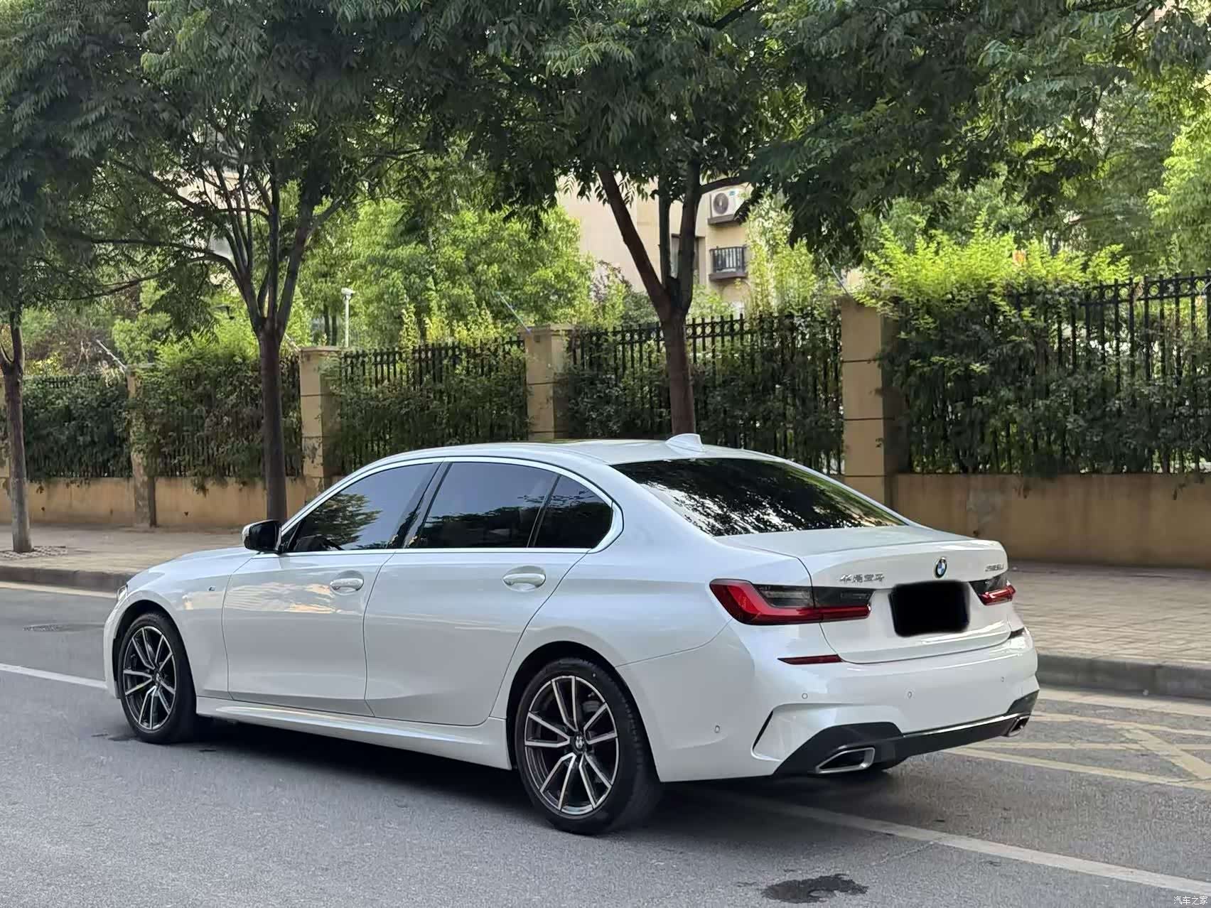 BMW 3 Series, 2022 все фото
