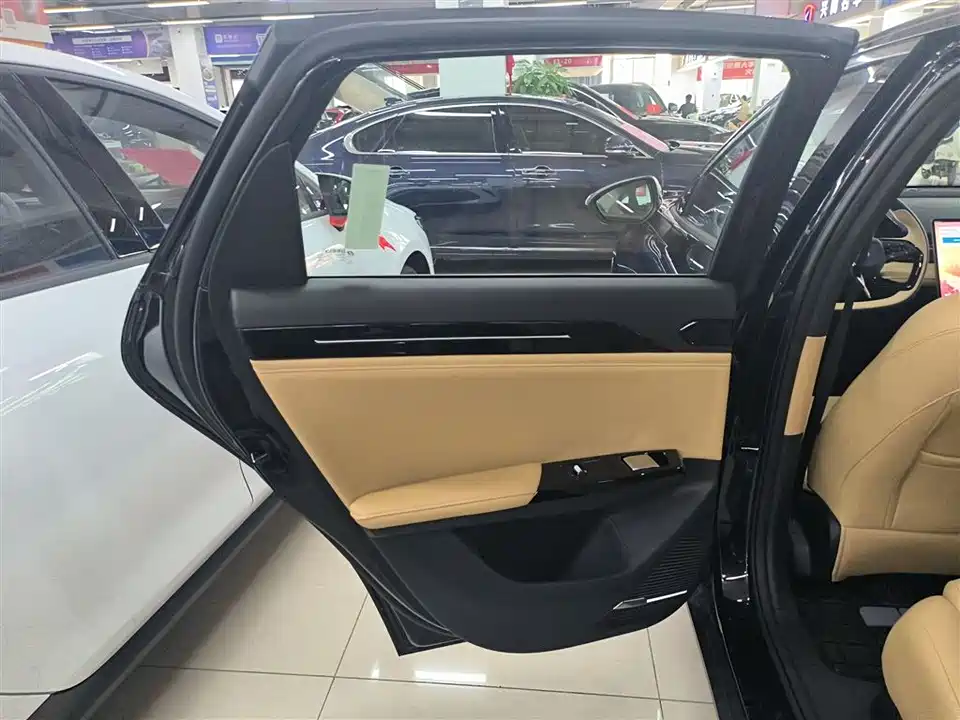 Geely Galaxy Galaxy L6