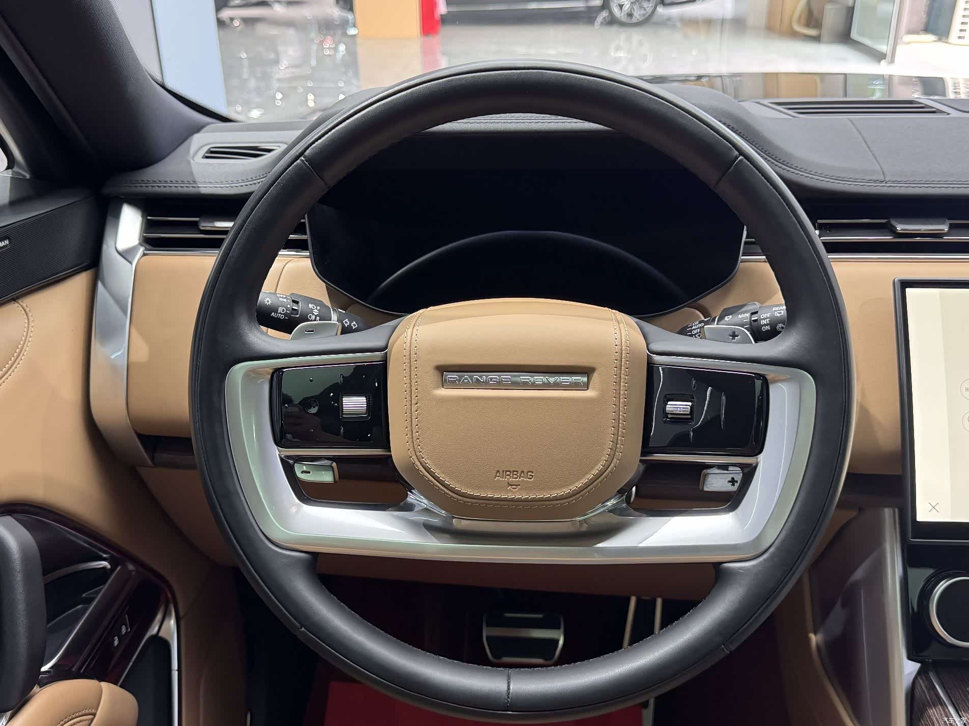 Land Rover Range Rover, 2023 22