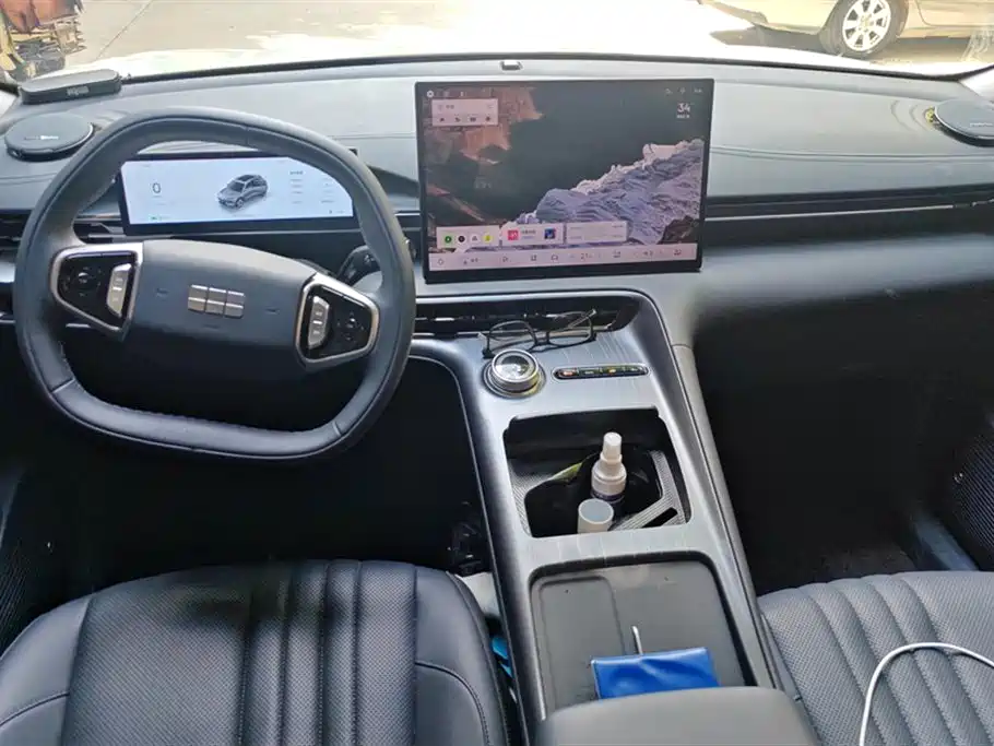 Geely Galaxy Galaxy E5