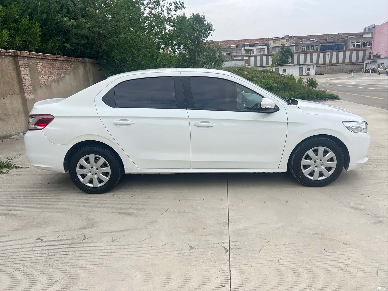 Peugeot 301, 2017 9