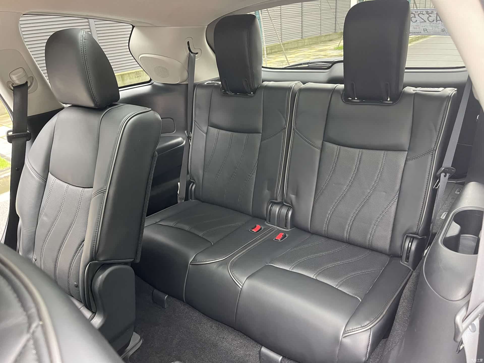 Infiniti JX35, 2014 16