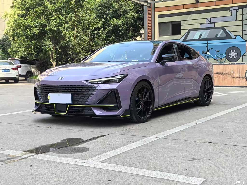 Changan UNI-V, 2022 1
