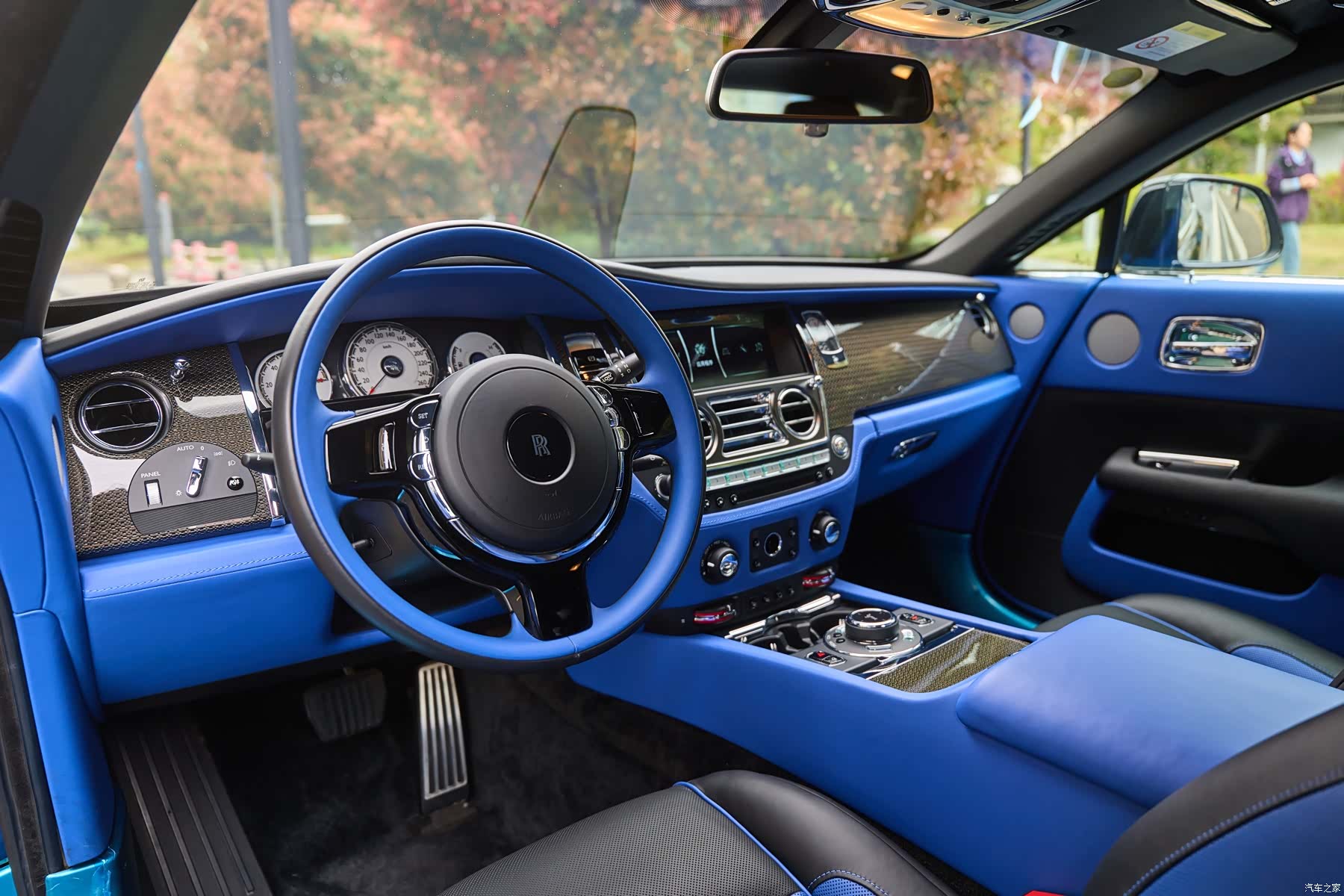 Rolls-Royce Wraith, 2019 11