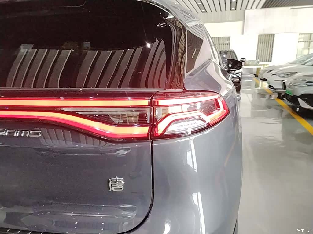 BYD Tang, 2022 8