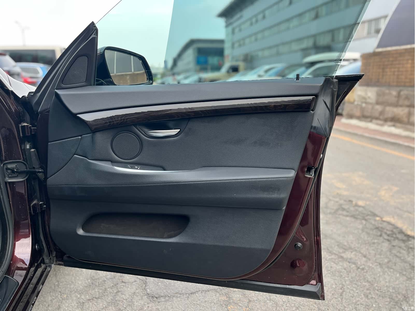 BMW 5 Series, 2016 24