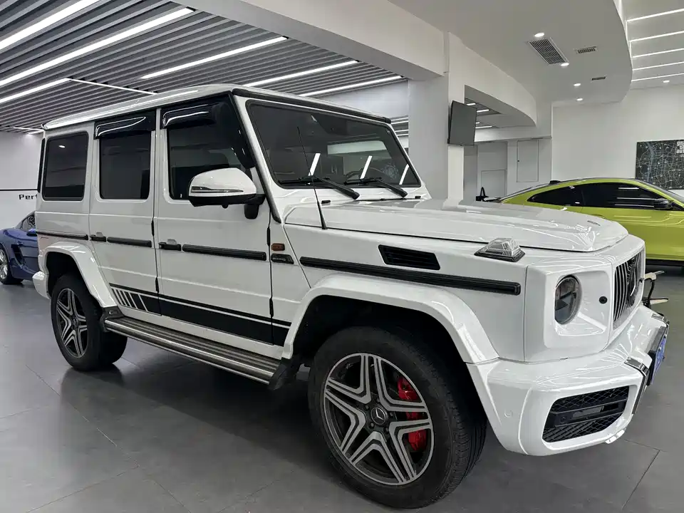 Mercedes-Benz G-class Mercedes-Benz G-class