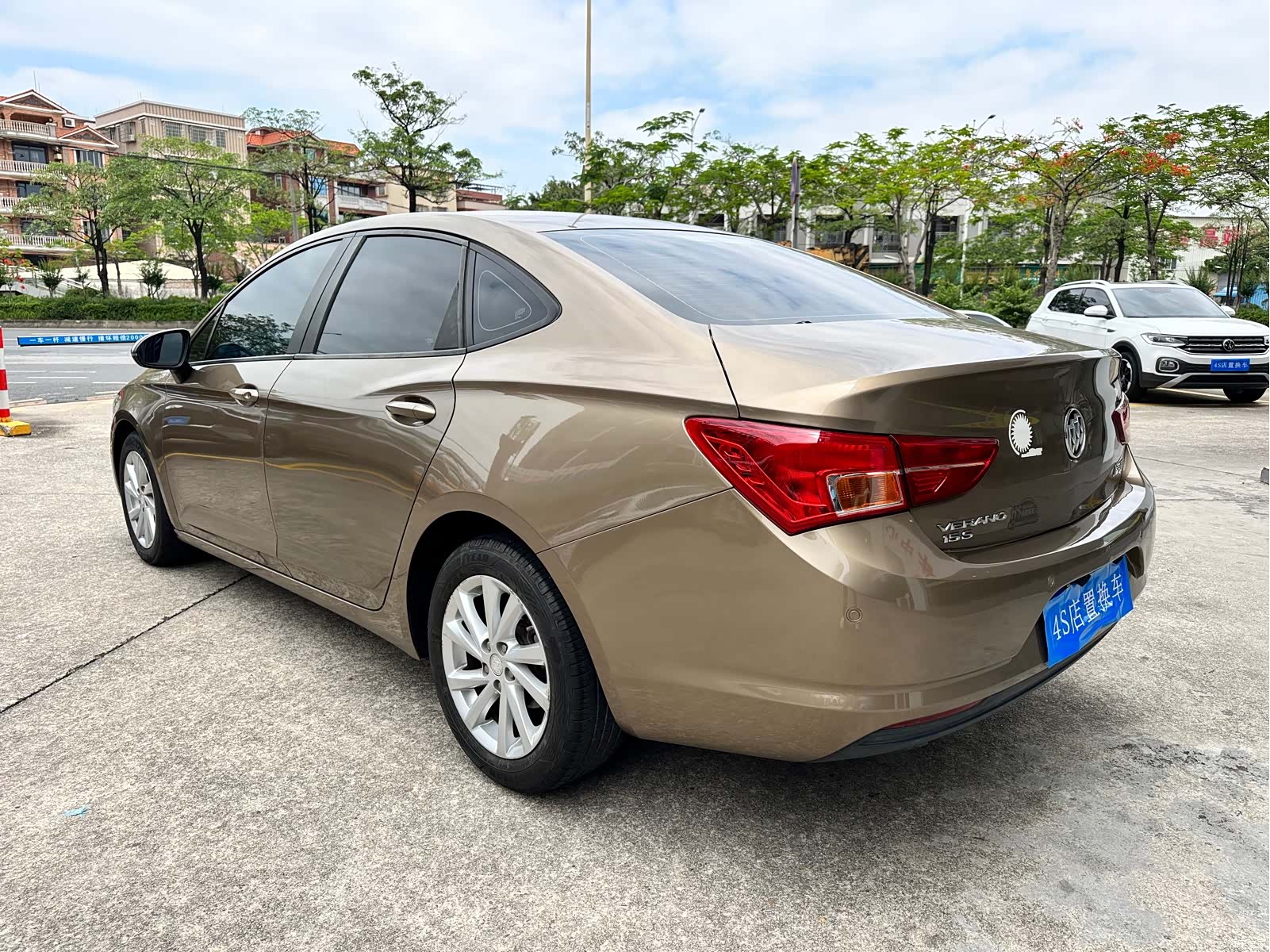 Buick Verano, 2016 4