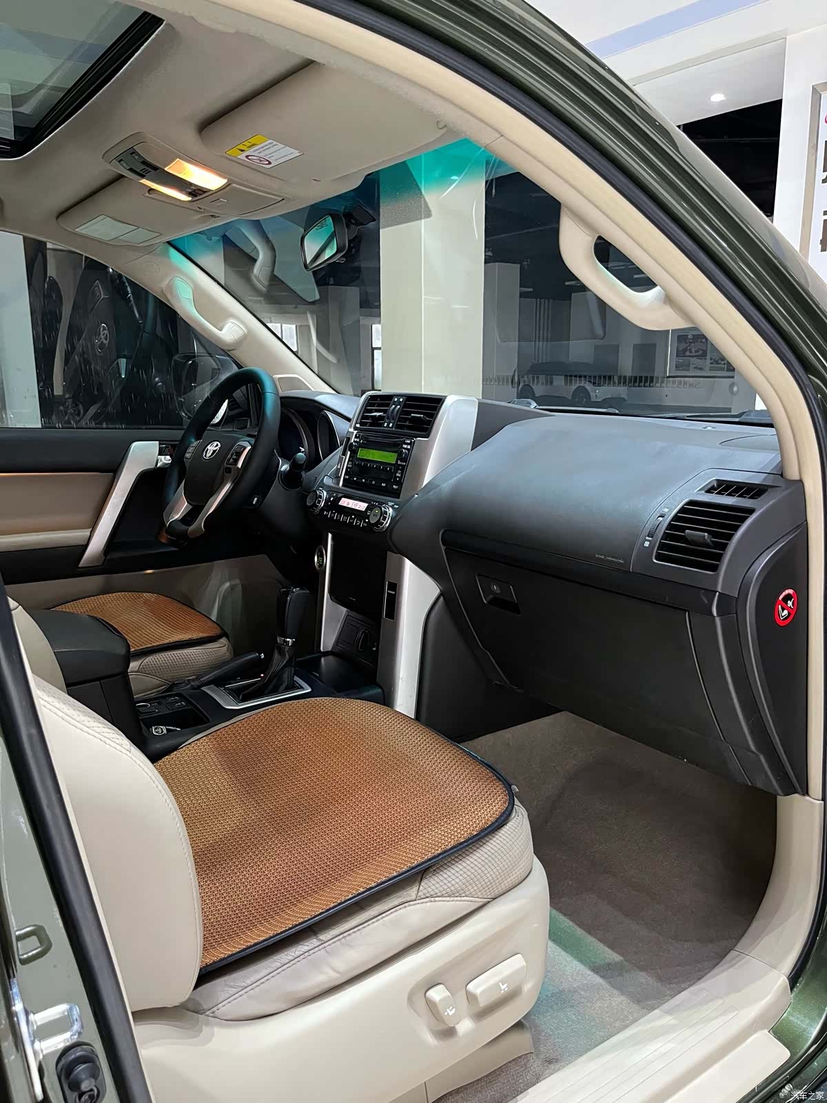 Toyota Prado, 2012 10