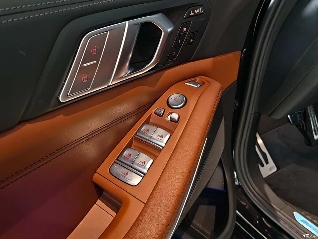BMW X7, 2023 30