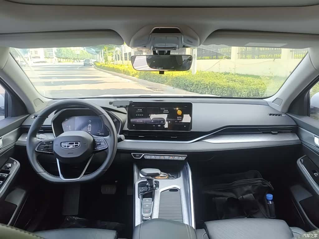 Geely Preface, 2021 10