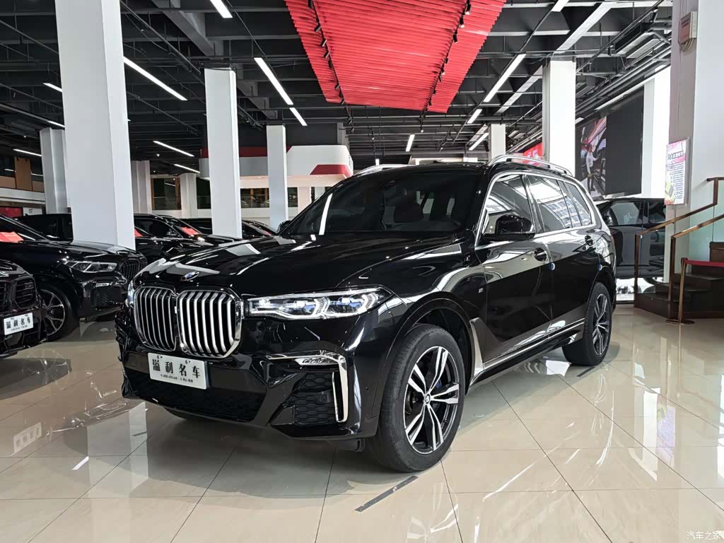 BMW X7, 2023 все фото
