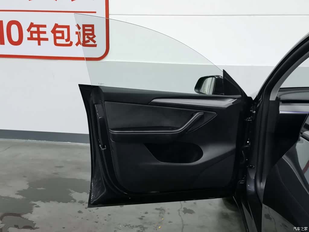 Tesla Model Y, 2024 8