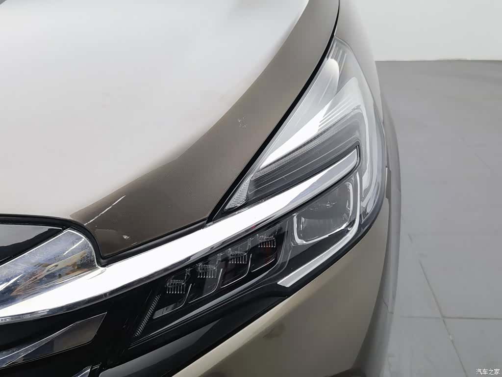 Buick GL8, 2022 7