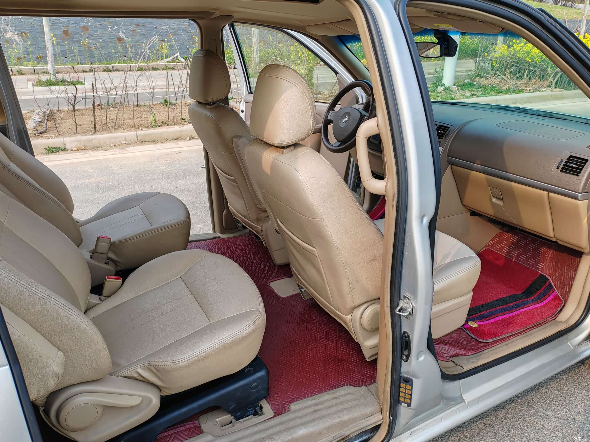 Buick GL8, 2015 9