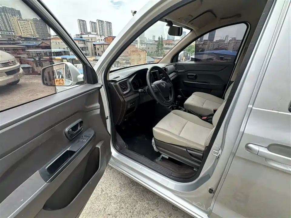 Wuling Wuling Hongguang V