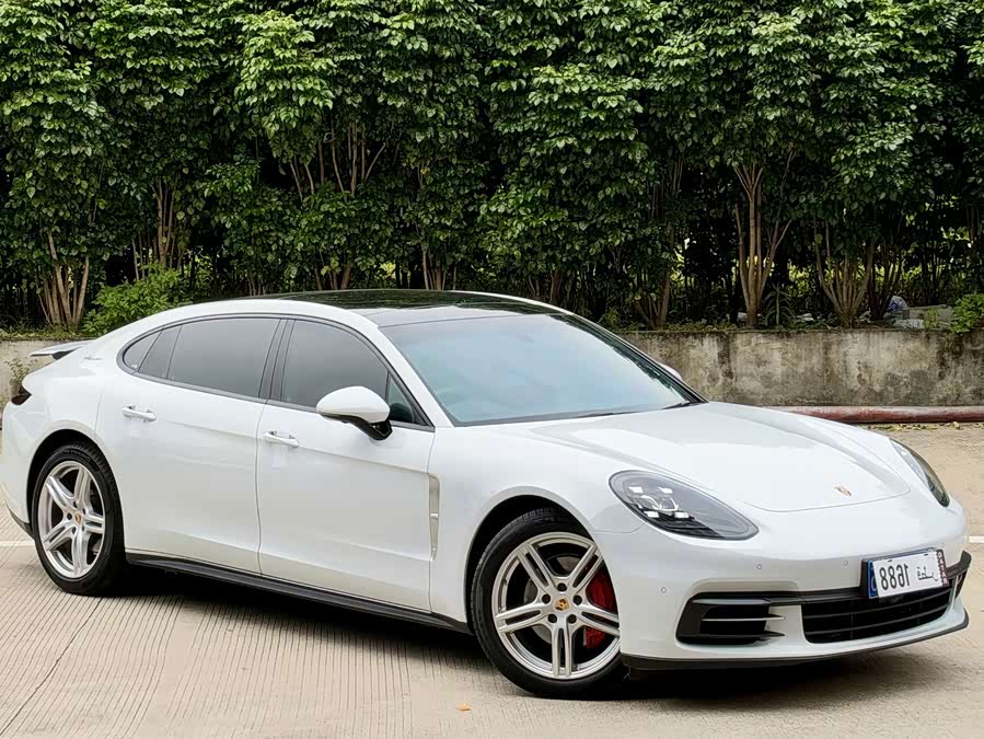 Porsche Panamera 2018, фото 3