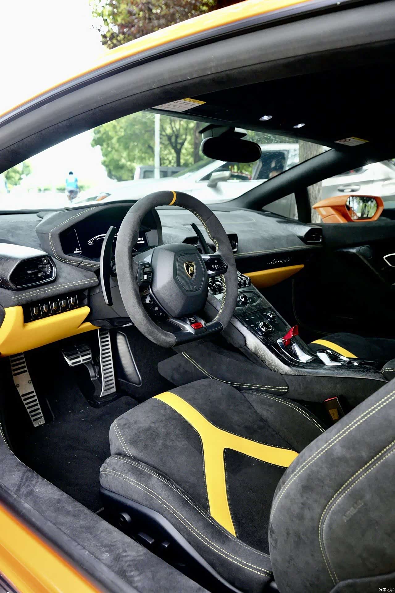 Lamborghini Huracán, 2016 7